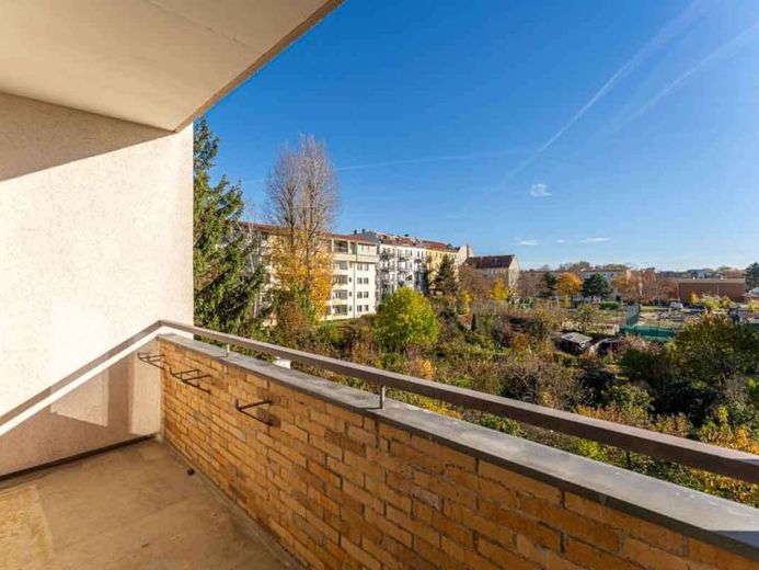 Bezugsfreie, ruhige 2-Zimmer-Wohnung mit Balkon und PKW-Stellplatz – Foto 1