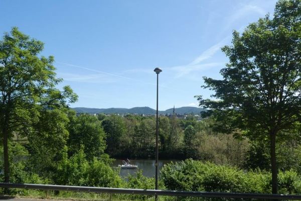 Top Lage- Baugrundstück mit herrlichem Saarblick in zentraler Lage von Saarburg