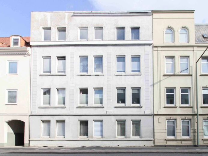 Voll vermietetes Mehrfamilienhaus mit 7 Einheiten in Neumünster – Foto 1