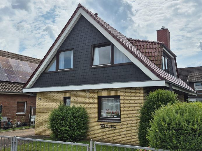 Hausansicht inkl. Gaube