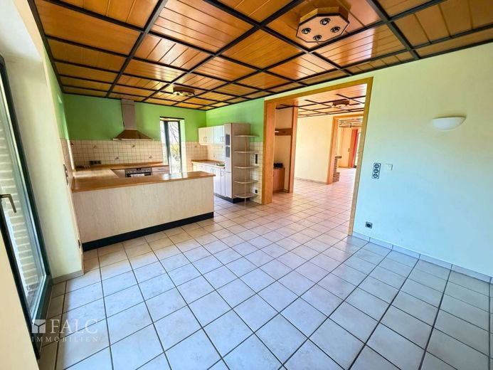 Großzügiges Einfamilienhaus auf privatem Grundstück (Teilverkauf des Grundstückes möglich) – Küche