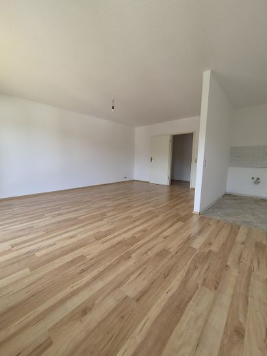 Wunderschön geschnittene 2,5-Zimmer-Wohnung mit französischem Balkon in Bad Soden-Salmünster. – Foto 3