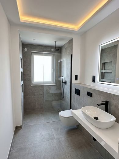Neubau-Highlight in Spandau: Erstbezug, klimatisiert, mit Einbauküche & Balkon – Foto 6