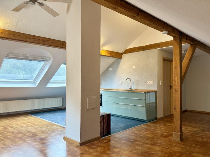 Modernes EFH mit Einliegerwohnung & Traumgarten | Provisionsfrei & bezugsbereit – 2. OG Wohnbereich 1