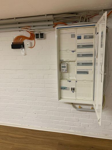 UG Elektrizität Internet neu