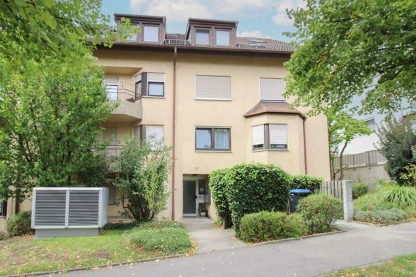 Maisonette Dream with Heat Pump, PV & Energy. B: 3.5 Rooms with Roof Terrace & Underground Parking!