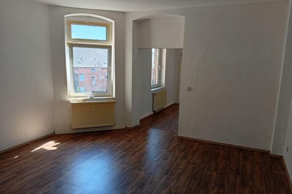 Merseburg - ¡piso renovado de 3 habitaciones! ¡DISPONIBLE DE INMEDIATO! WL6