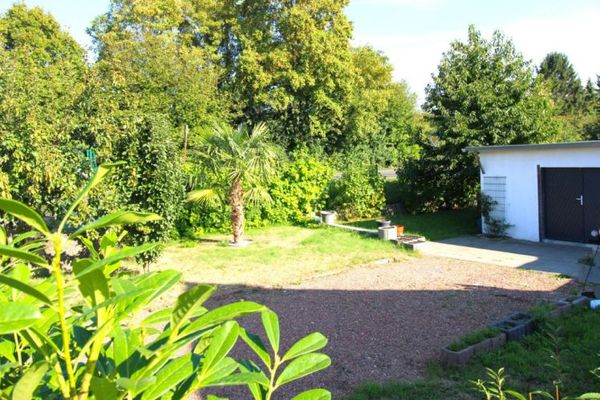 Einfamilienhaus mit Garage und separatem großen Gartenbereich in Linnich-Körrenzig
