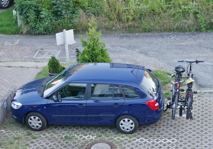 PKW-Stellpl. im Pr. enthalten