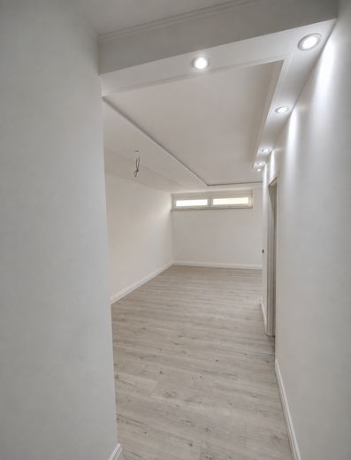 Top saniert - Wunderschöne EG 3 Zimmer-Wohnung mit Küche – Foto 4