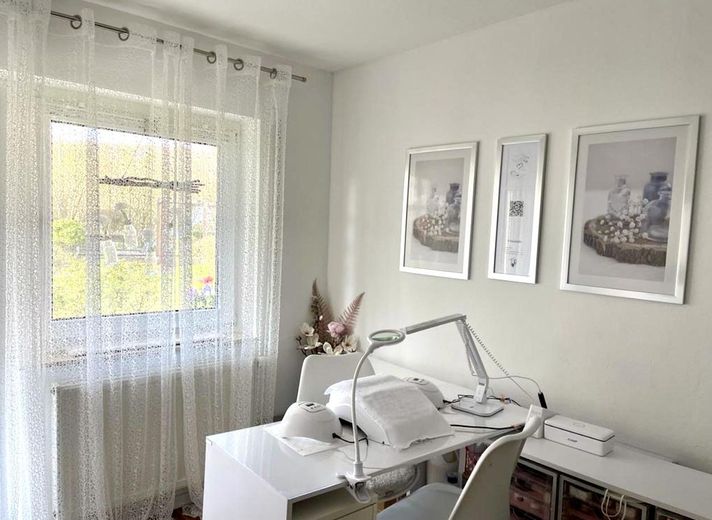 PROVISIONSFREI & kurzfristig verfügbar – ein Zuhause zum Wohlfühlen mit Terrasse & Balkon – Büro/Kinderzimmer/Gästezimmer