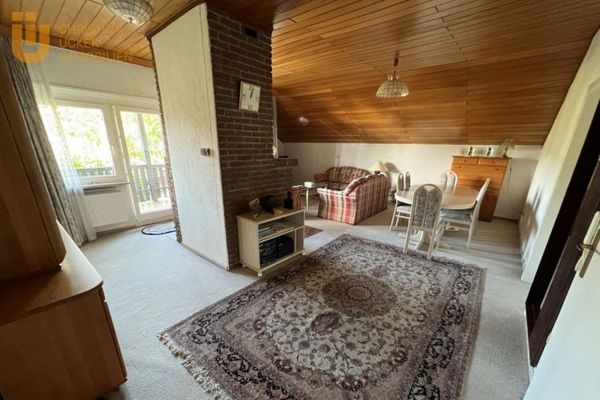 Popüler yerleşim bölgesi - 3 odalı daire - bahçe kullanım payına sahip, çıkmaz sokakta üç ailelik ev