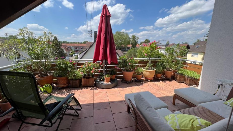 Außergewöhnliche Wohnung mit 187qm Grundfläche, Dachterrasse und Südbalkon – Dachterrasse Süd/Westen