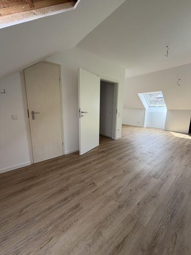 Yenilenmiş ikiz ev, garaj ve teras – Stieghorst – DG mit Bad