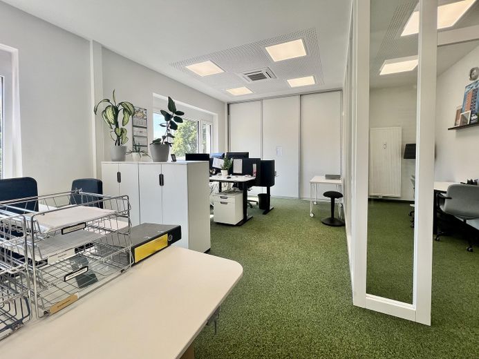 großer Arbeitsbereich