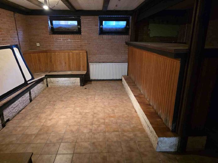 !Provisionsfrei! Sanierungsbedürftiges Einfamilienhaus! – KG Zimmer 2