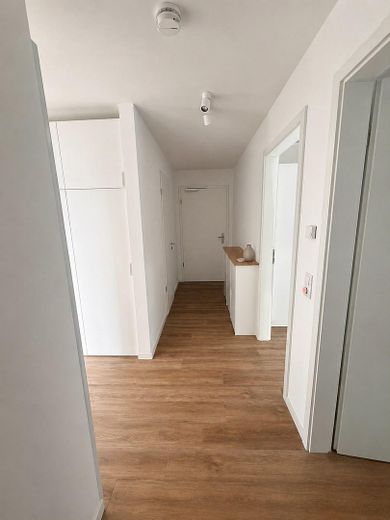 Przytulne 4-pokojowe mieszkanie na poddaszu z widokiem na pola – Eingang