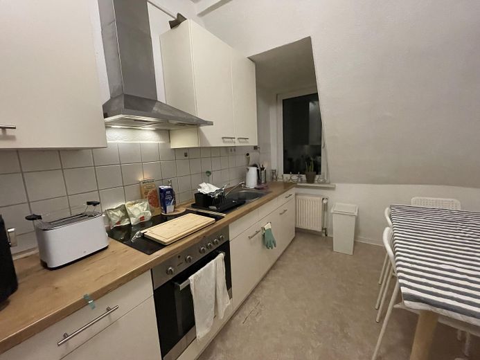 Möblierte 3 Zimmer Maisonette Wohnung in zentraler Lage zu vermieten – Foto 7