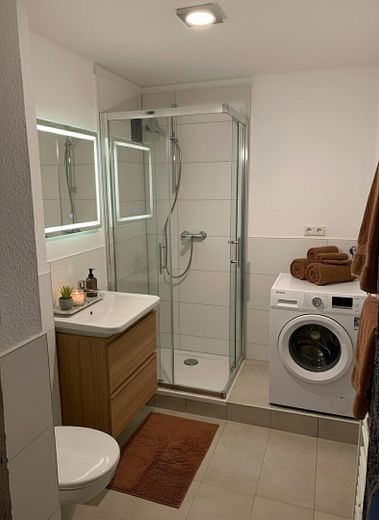 Bad (Einrichtungsbeispiel)