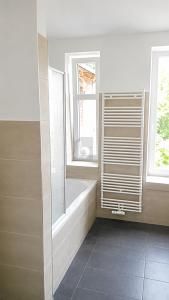 REFORMADO CON ALTA CALIDAD EN UBICACIÓN CÉNTRICA CON TERRAZA – 1784184711_b9b5119.jpg