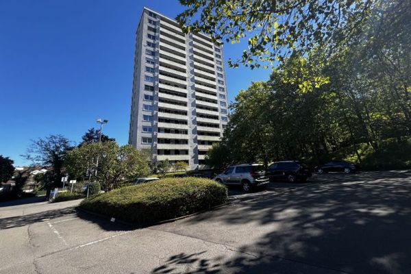 Weitblick inklusive – großzügige 4.5-Zimmer-Wohnung mit Balkon in Reutlingen