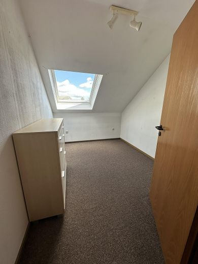 Casa pareada en venta en Pfungstadt-Esb./Eich – Kinderzimmer 2