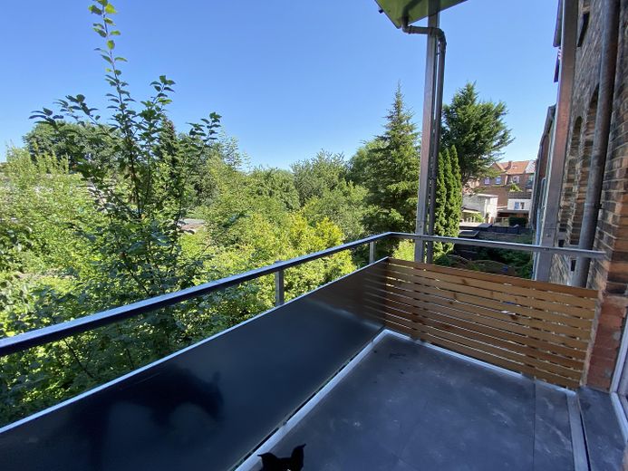 شقة أحلام من 3 غرف مع شرفة – Balkon