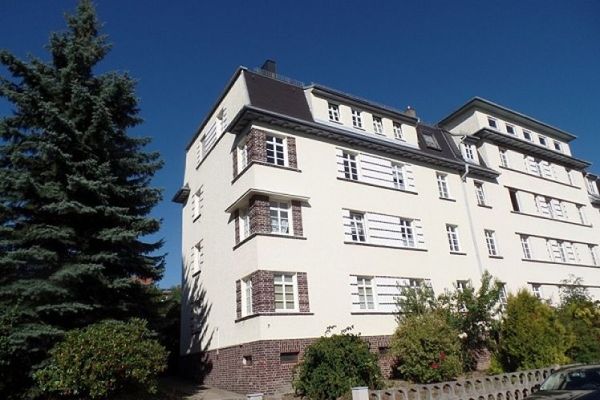Appartement bien entretenu de 2 pièces situé en hauteur