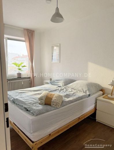 Piękne mieszkanie 2-pokojowe w bezpośredniej lokalizacji w centrum miasta (w pobliżu katedry) – 9a14a6c0b70b0dac1f36e89846312212f43d4232.jpg