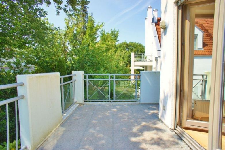 Balkon vor dem Schlafzimmer