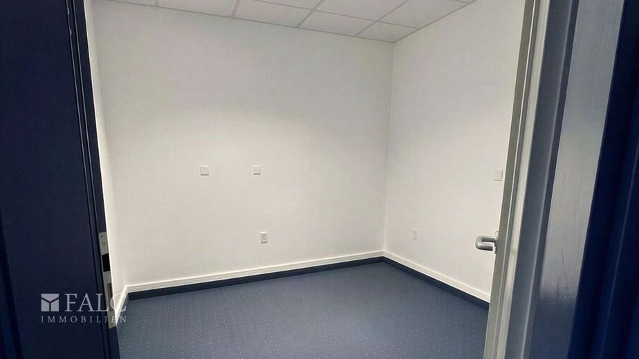Individuell anpassbare Gewerbefläche: langfristig planen, flexibel gestalten – Zimmer