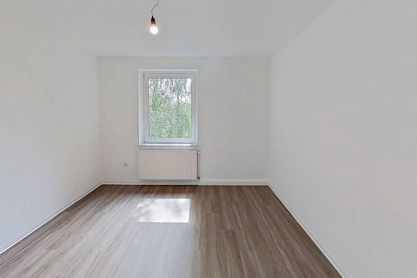 Bielefeld-Mitte’de geniş oturma mutfağına sahip ferah 2 odalı daire