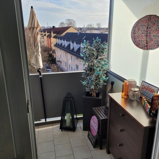 Helle freundliche Wohnung mit Ost- und Westbalkon – Foto 9