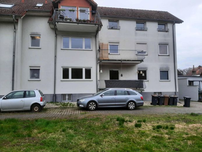 Ruhige sonnige Wohnung in Nidderau-Erbstadt – Hausansicht