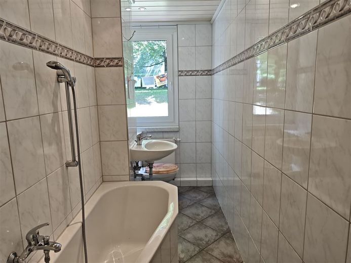Neu renoviert! Helle 3-Zi. mit Balkon, Wanne &amp; Laminat in ruhiger Lage! – PHOTO-2026-06-26-09-29-58_4