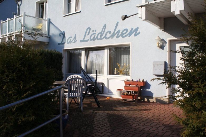HORN IMMOBILIEN ++ Rechlin an der Müritz Mehrfamilienhaus voll vermietet – mit Terrassen