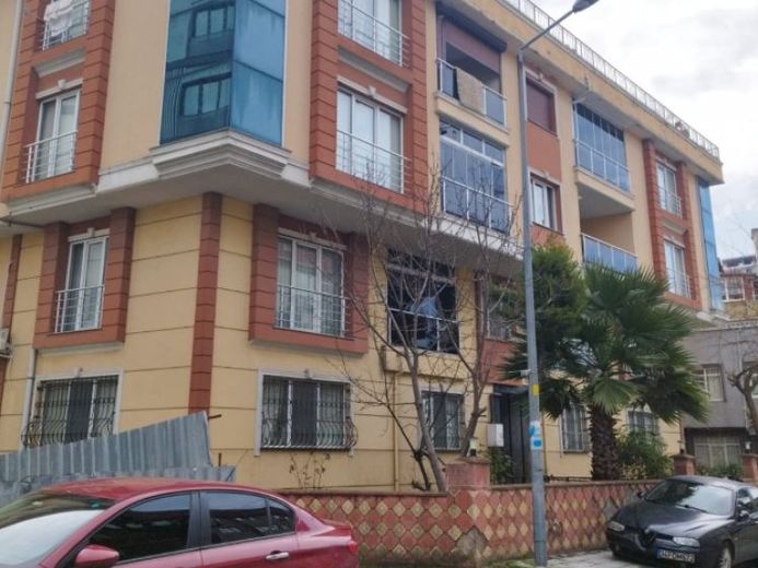 İstanbul’da şık yaşam – Kapalı otoparklı 4 odalı konforlu daire satılık! – Foto 1