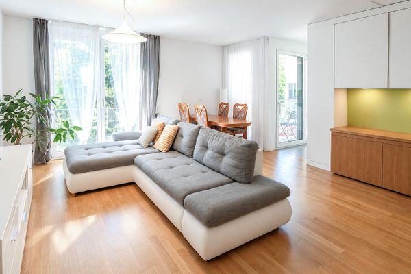 Comfortabel, gemeubeld appartement met parkeerplaats op een centrale locatie in Konstanz