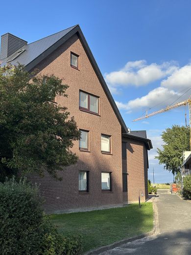 Giebelseite Fenster 1. OG + DG