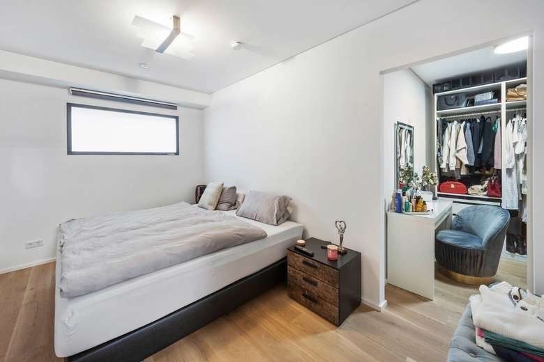 180qm Penthouse Wohnung in Frankfurt Rödelheim – Elternschlafzimmer 1