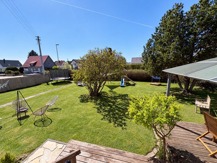 Casa unifamiliare ammodernata con ampio giardino – molto spazio per tutta la famiglia – Foto 4