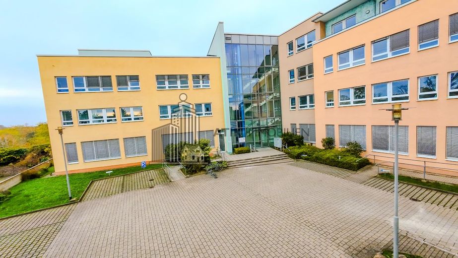 ATIK: Moderne Büro-/Praxisflächen in idealer Lage - hochwertig ausgestattet – Drohnenaufnahme