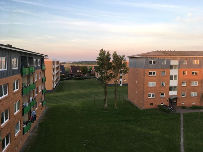 Provisionsfreie 2-Zimmer-Wohnung am Südwäldchen mit Südbalkon und Pkw-Stellplatz – Foto 2