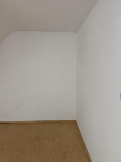 Spokojne mieszkanie 3,5-pokojowe w samym centrum Oberhausen – z dużym potencjałem – Zdjęcie 16