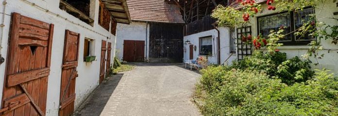 Ruhig wohnen im Zentrum von Walldorf: Baugrundstück für Ein- oder Zweifamilienhaus mit Garten