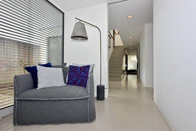 Exklusiver Wohntraum im offenen Bauhausstil – Bild 12