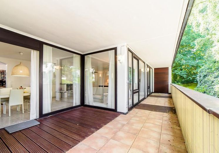 Möblierte Luxuswohnung in Blankenese von privat – Balkon