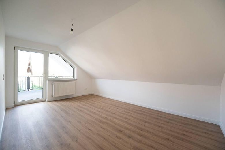 Modernisiertes Zweifamilienhaus mit Einliegerwohnung, neuer Gasheizung & PV Anlage – Foto 16