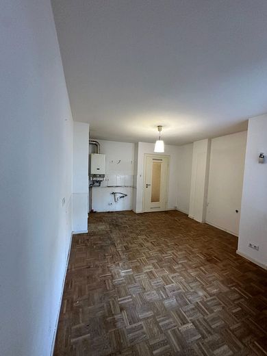 Attraktive Innenstadtlage in Düsseldorf - 3,5 Zimmer Wohnung – Küche