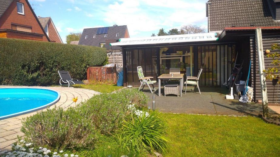 Pool, Sonnen-Terrasse 3